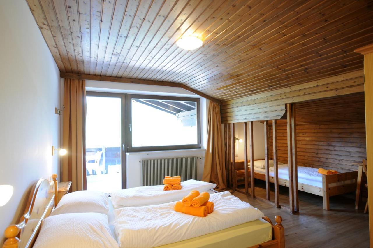 Appartments Kameriot Braies  Exterior photo